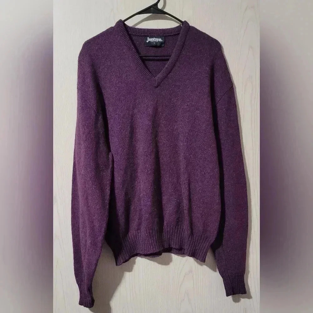 Jantzen Vintage purple sweater